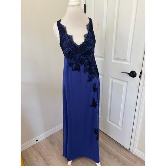 Soma Full-Length Nightgown with lace and bra support Blue Black Small - Picture 1 of 5